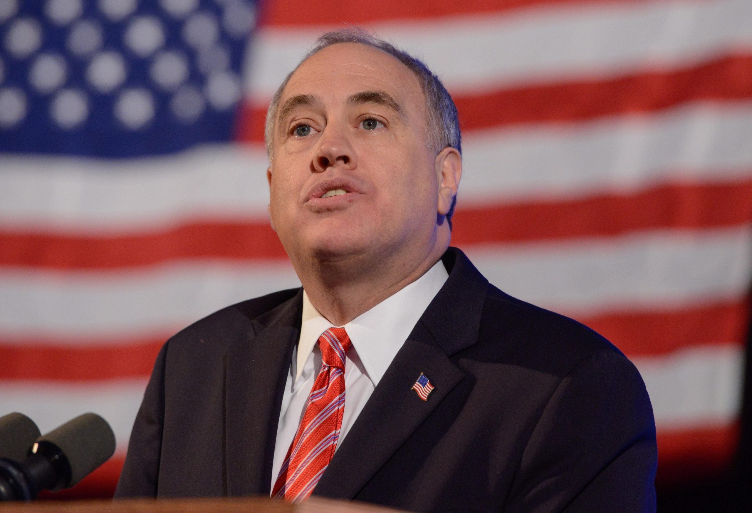 Ny Comptroller Tom Dinapoli Brushes Aside Dem Challengers