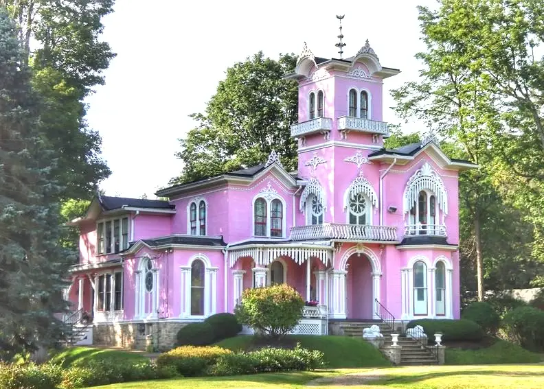 A beautiful house or an advertisement: What you don't know about