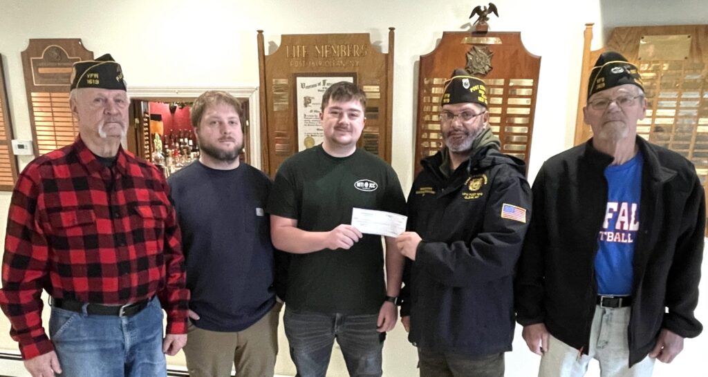 Student-made signs help JCC Tech Club support Olean VFW