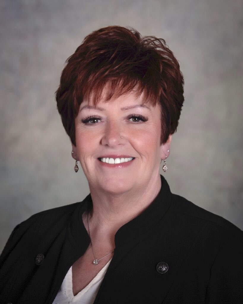 Ronda Padlo marks 25 years at Vector Marketing