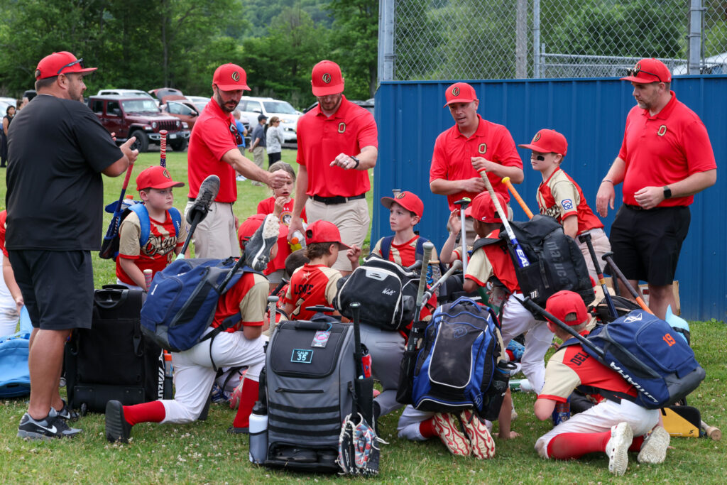 Olean U 10 Little League Team Beats Wellsville Late