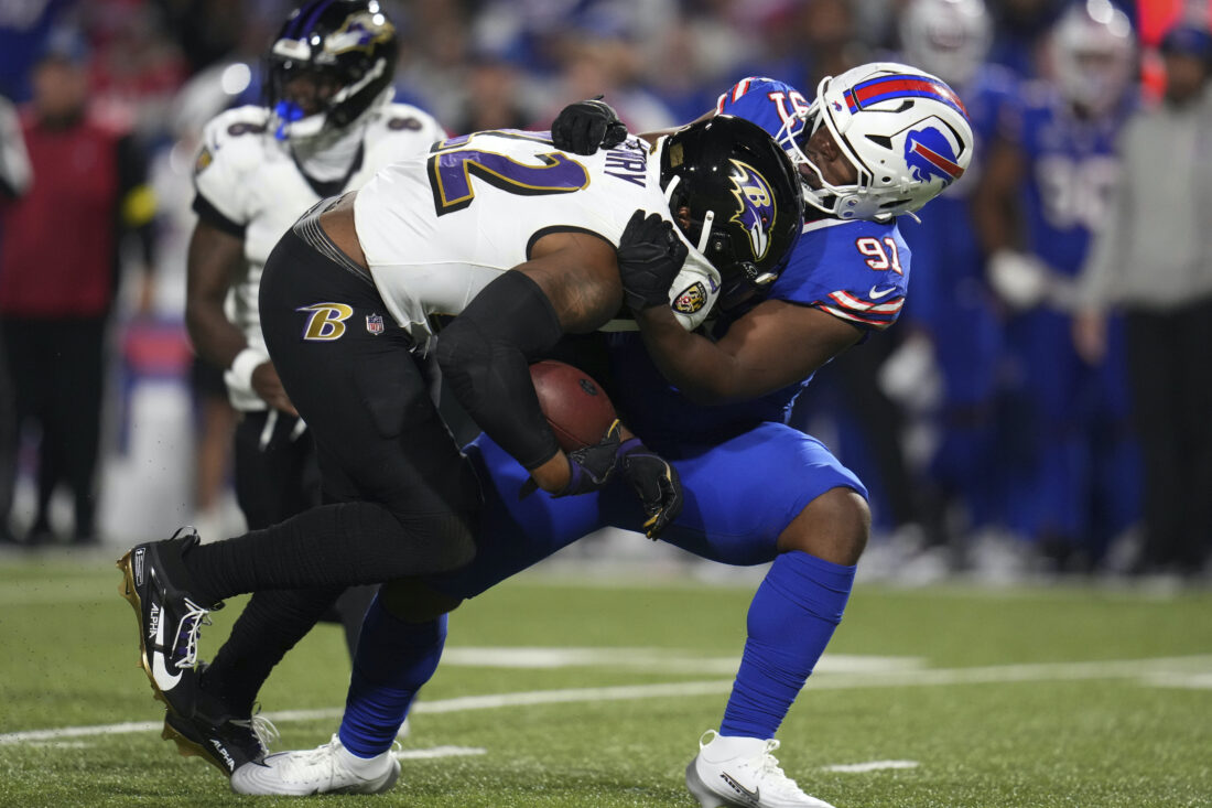 New-look interior defensive line to determine Bills' success in switch to 3-4