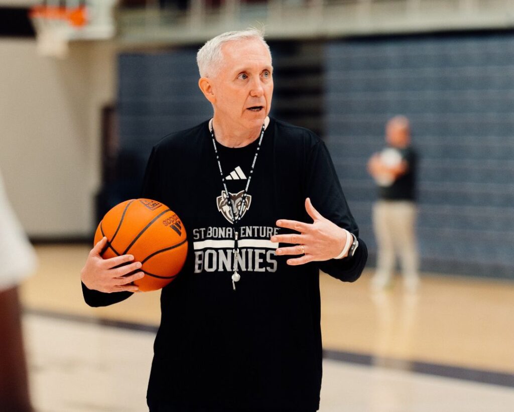 St Bona Mens Hoops Play Espn Events Invitational