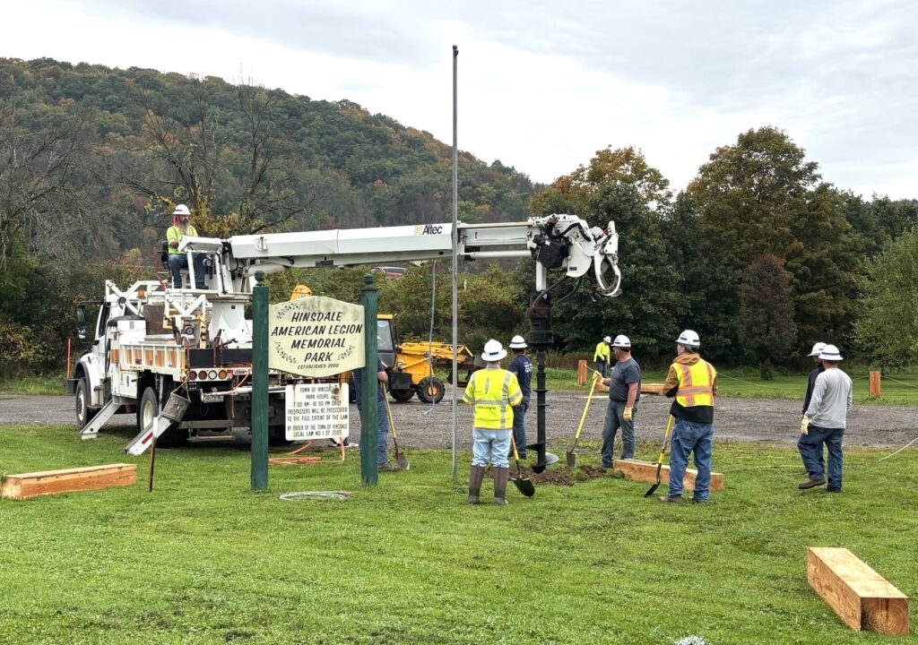 National Grid lends a hand in Hinsdale
